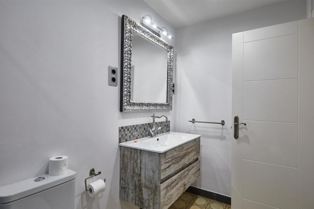 Bbarcelona Duplex Poble Sec Apartment Bagian luar foto
